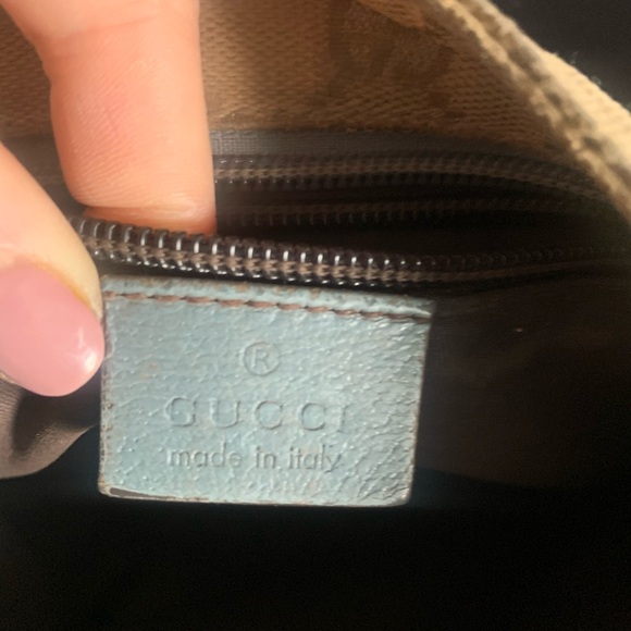 Gucci Tan Shoulder Bag - Picture 8 of 10
